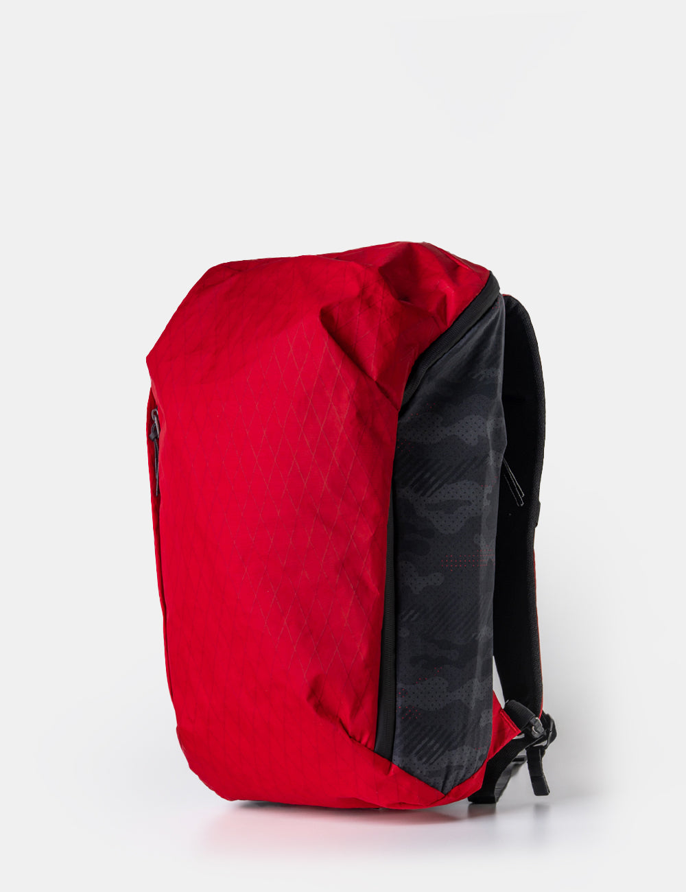 Matador® x Carryology® Redeye 24 Red Edition