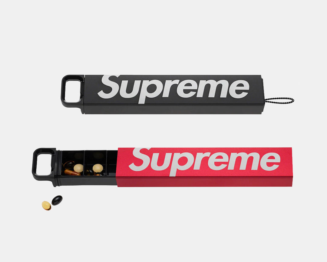 衛生日用品 Supreme Matador Waterproof Pill Case Red Matador x Supreme Waterproof Pill Case