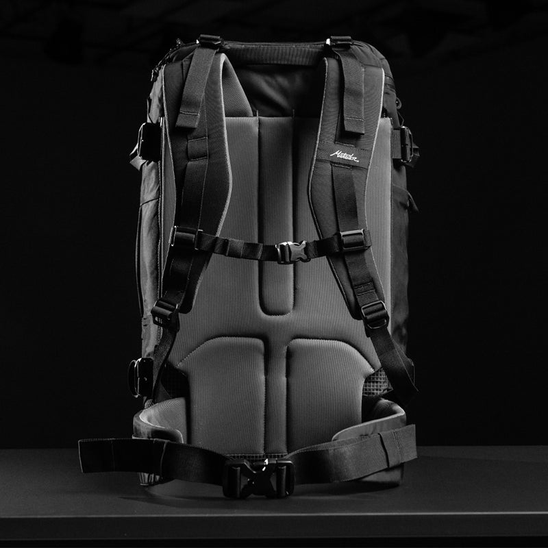 Detail view of Globerider45's backpacking inspired harness system