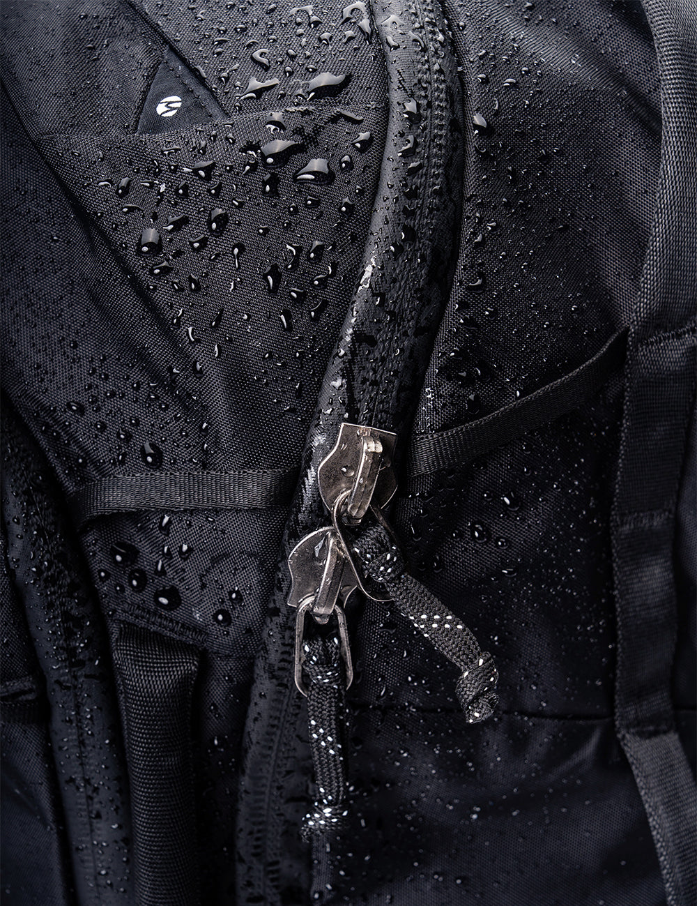 zipper with water droplets