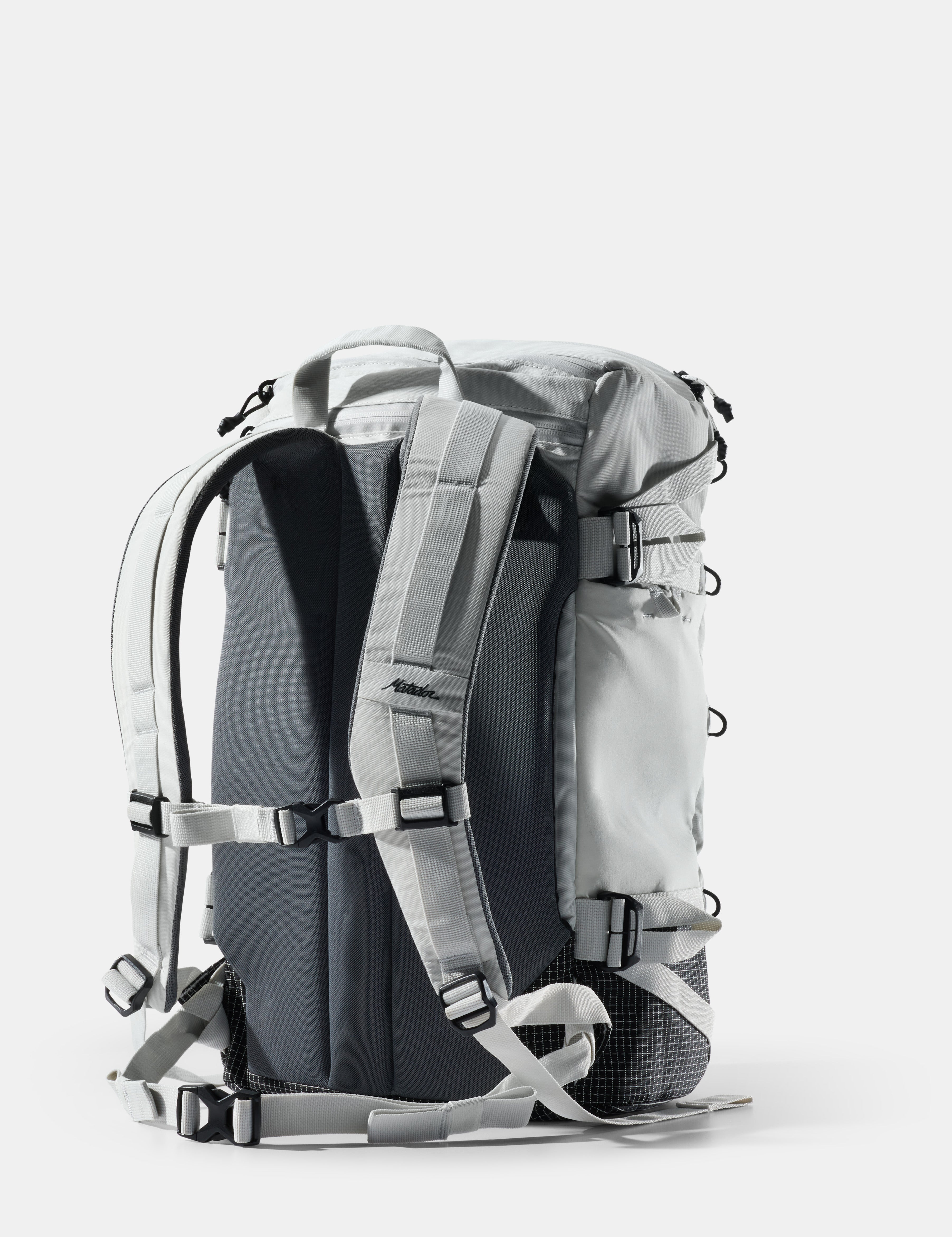 Matador SEG28 Backpack (Arctic White) Matador SEG28 Backpack (Arctic White)