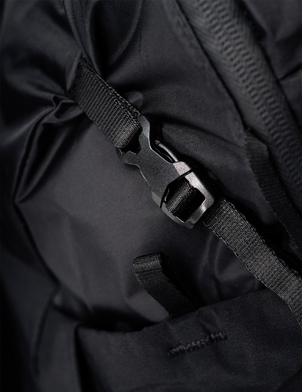 black backpack buckle